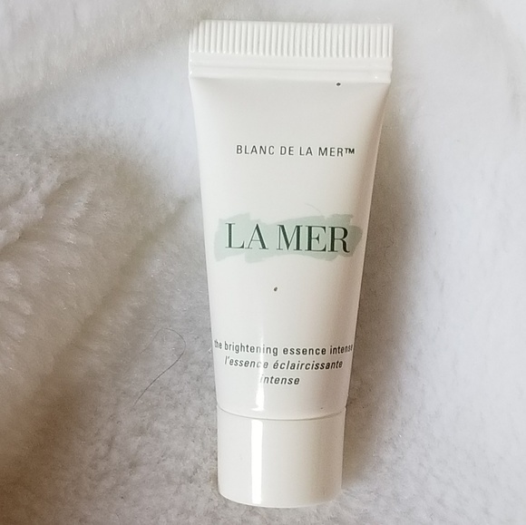 NWOB LA MER THE BRIGHTENING ESSENCE INTENSE - Picture 2 of 6